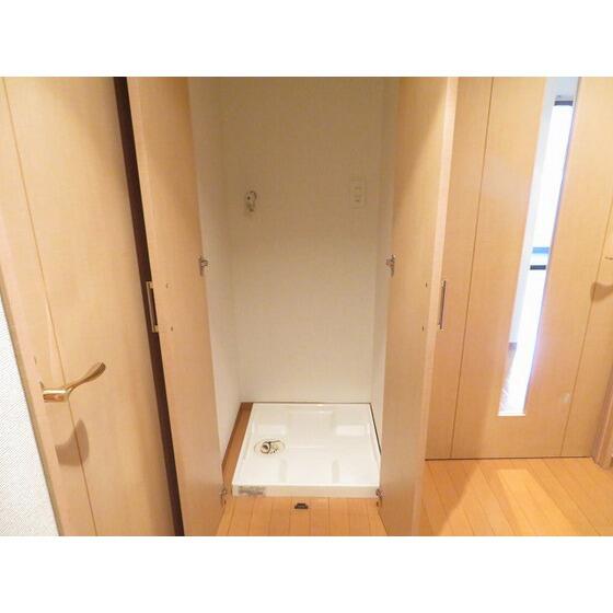 玄関　室内洗濯機置場