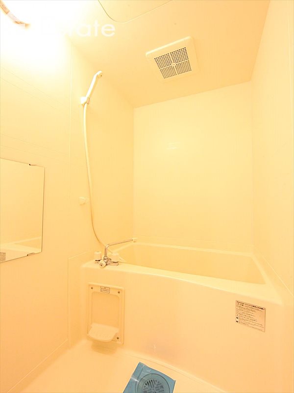 バス・シャワールーム　バスルーム