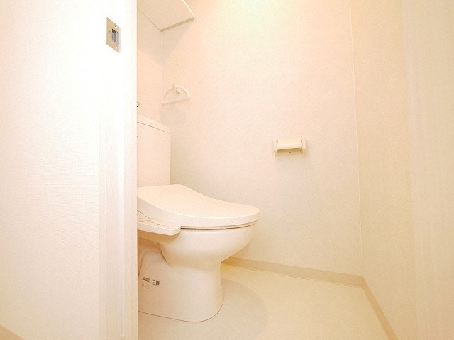 トイレ　☆ウォシュレット完備☆