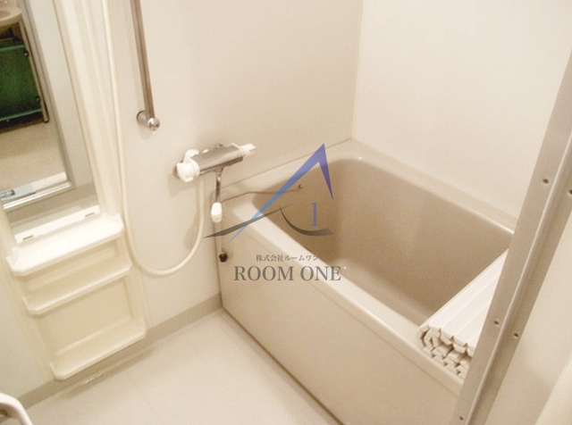 バス・シャワールーム　お風呂です。