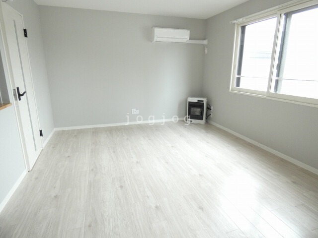 居室・リビング　同号室タイプ写真