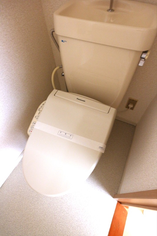 トイレ　104号室参照