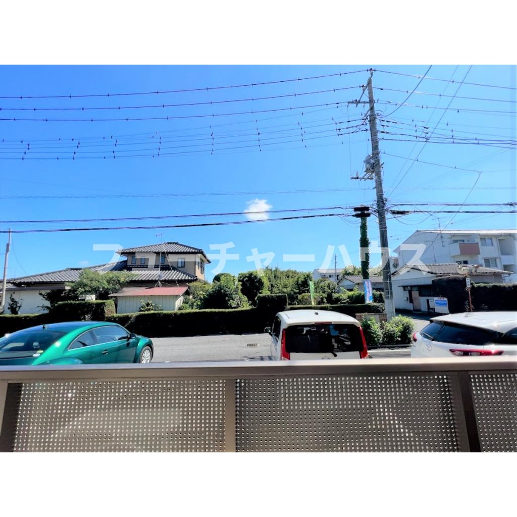 洗面設備　ゆったりとスペースのある洗面所