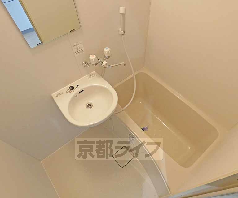 バス・シャワールーム　浴室です。