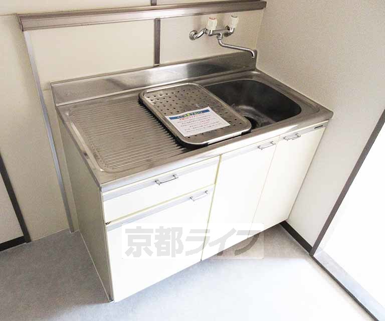 キッチン　コンパクトなキッチン・