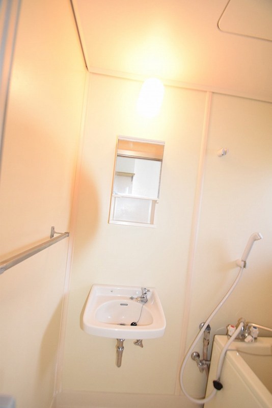 洗面設備　参考写真