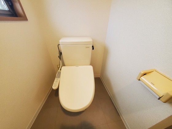 トイレ　※別部屋の写真です