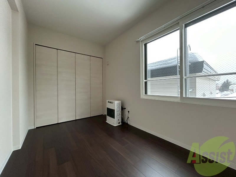 その他部屋・スペース　寝室です。部屋をどう使うかはあなた次第です！