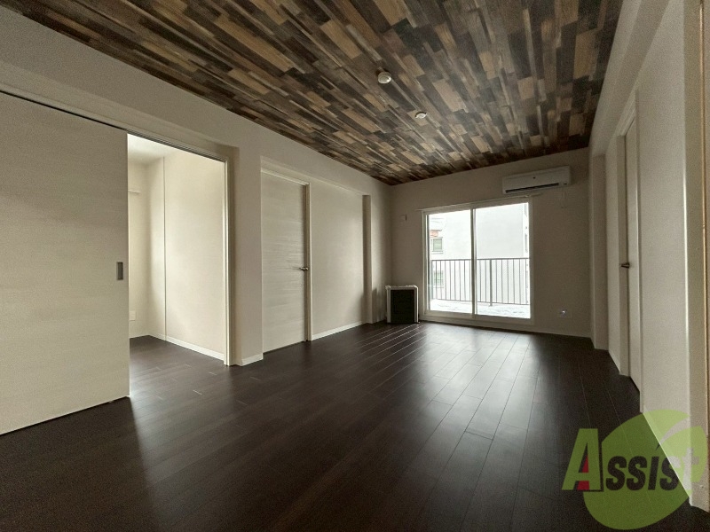 居室・リビング　広くてキレイなお部屋が広がっていて、充実した生活が送れそう。