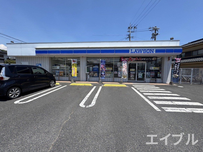 コンビニ　ローソン鹿児島下福元店（コンビニ）まで800m