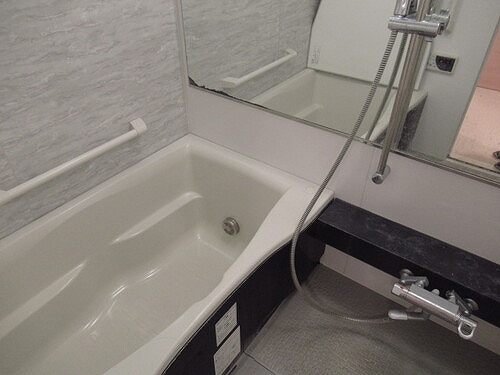 バス・シャワールーム　浴室　※前回募集時2020年11月の写真