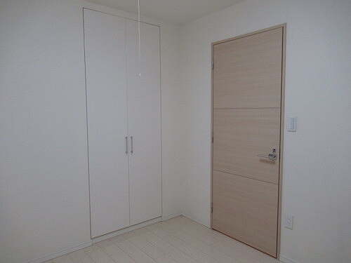 その他　洋室　約5.0畳　※前回募集時2020年11月の写真