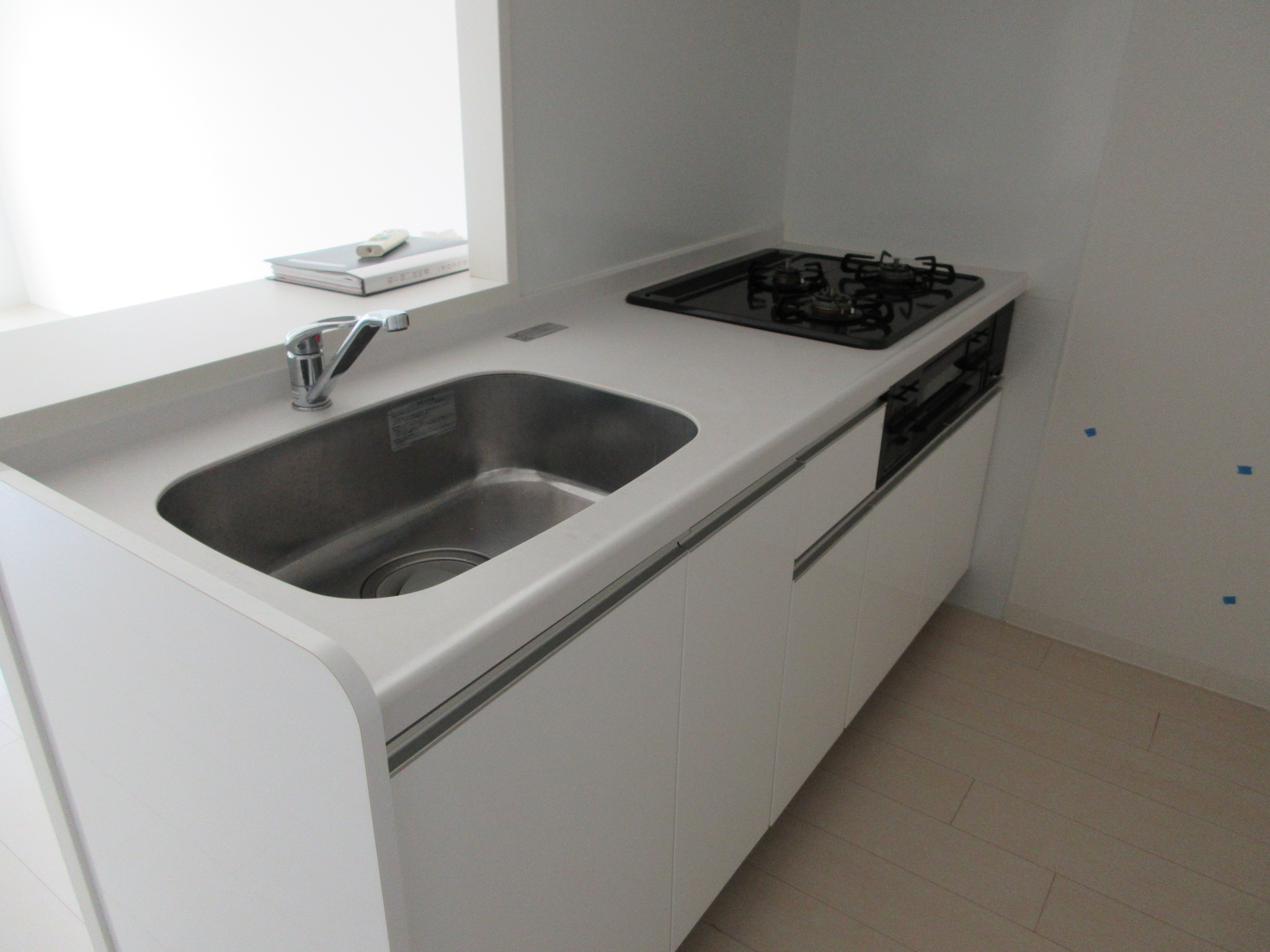 キッチン　※同じタイプの別のお部屋です、現況を優先させていただきます。