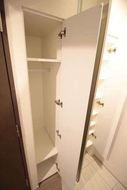 収納　ちょっとした収納スペースも充実しています