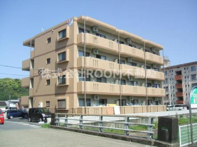 建物外観　外観は落ち着いています