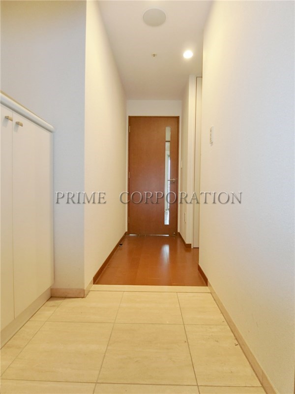 玄関　※参考写真※