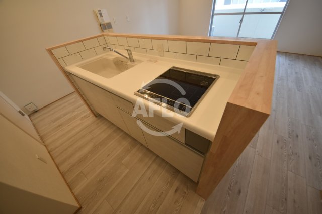 キッチン　ラクメンビル　システムキッチン