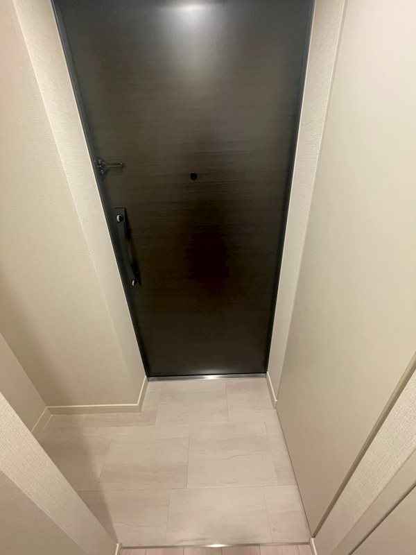 玄関　※参考写真