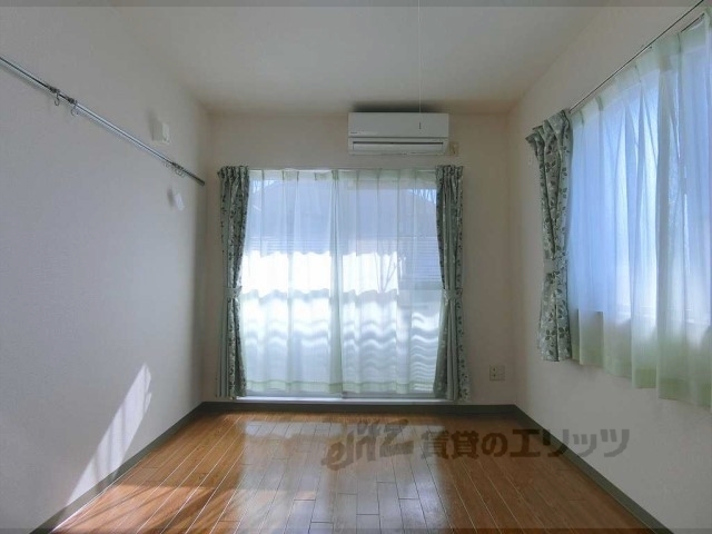 居室・リビング　洋室