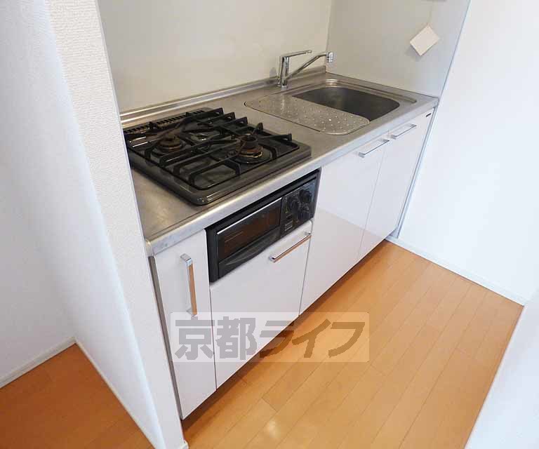 キッチン　収納たくさんあります。