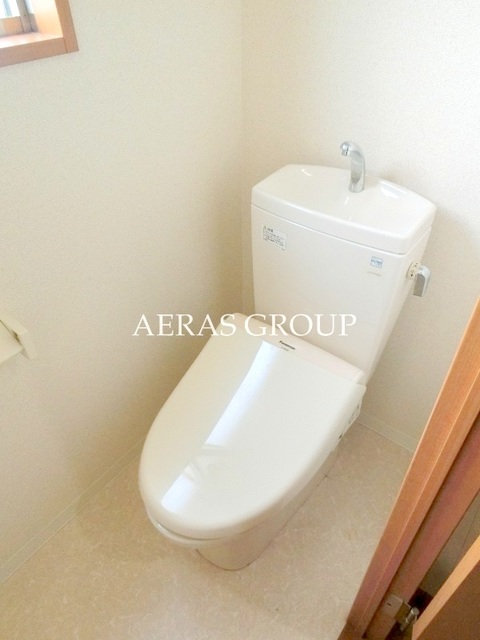 トイレ　温水洗浄便座