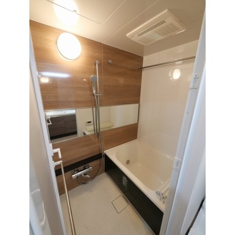 バス・シャワールーム　バス