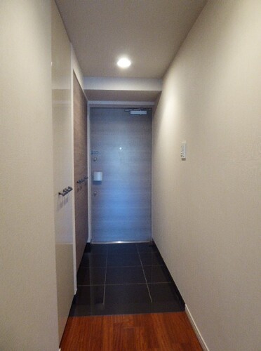 玄関　玄関　※2024年9月撮影