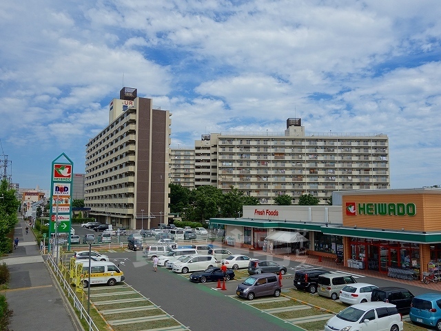 スーパー　平和堂　豊成店（スーパー）まで837m