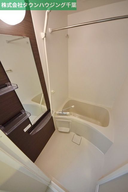 バス・シャワールーム　同タイプの写真の為、実際とは異なります