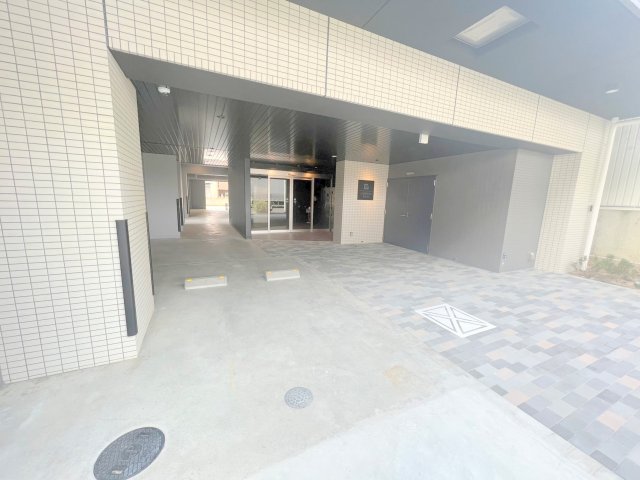 エントランス　綺麗なエントランスです。