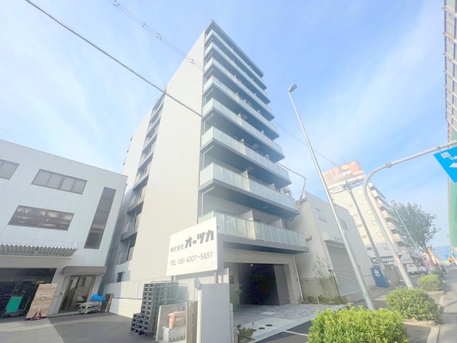 建物外観　存在感のある外観は落ちついた色合いで、堂々としていますね。