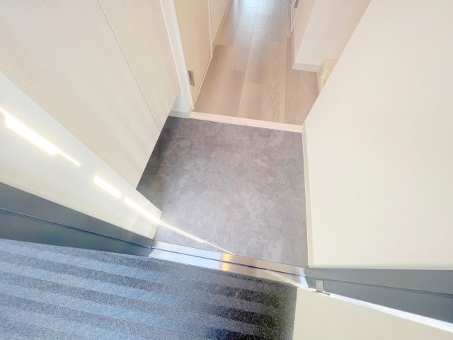 玄関　素敵な玄関は毎朝あなたを元気に送りだしてくれますよ。