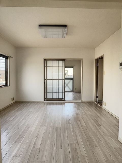 居室・リビング　キッチンが壁付けなのでLDKが広く使えます！