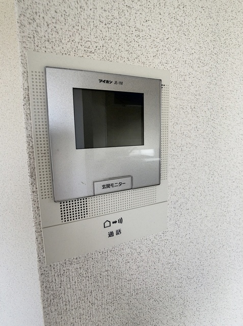 セキュリティ　玄関まで来訪者の確認に行かなくても大丈夫です！