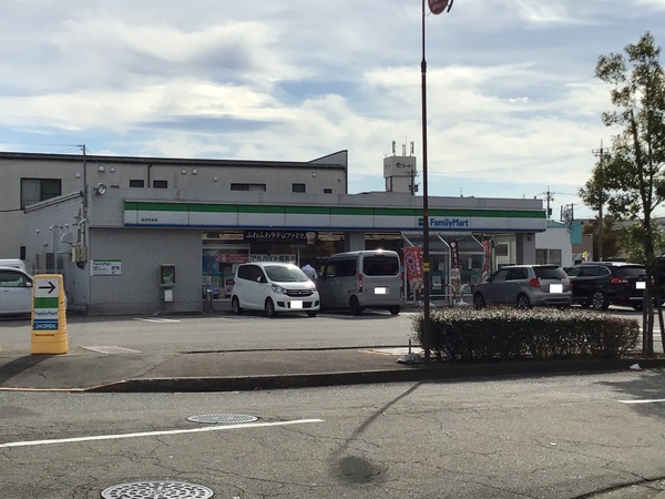 コンビニ　ファミリーマート金沢疋田店（コンビニ）まで168m