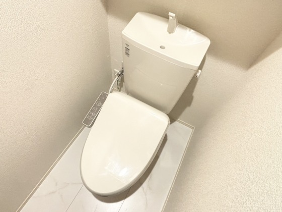 トイレ　シャワー付きトイレ
