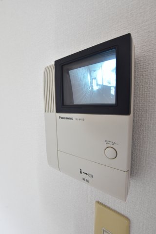 セキュリティ　同物件、別号室の写真です。