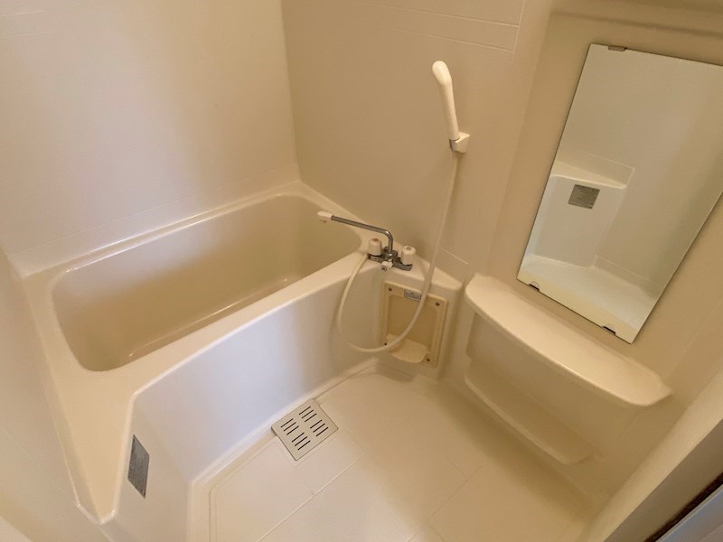 バス・シャワールーム　浴室