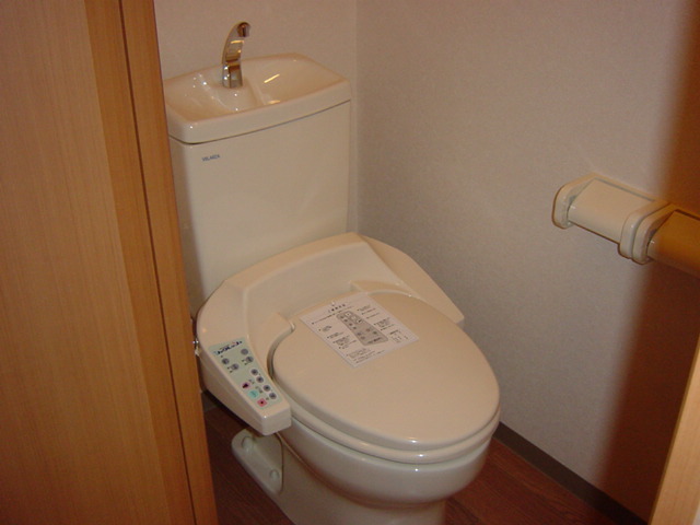 トイレ　シャワー付トイレ