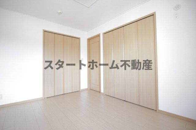 その他部屋・スペース　使い勝手のいい寝室です