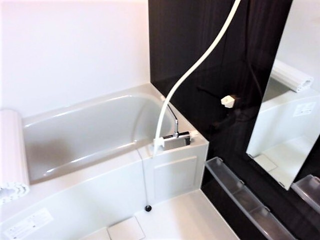 バス・シャワールーム　別タイプ参考画像