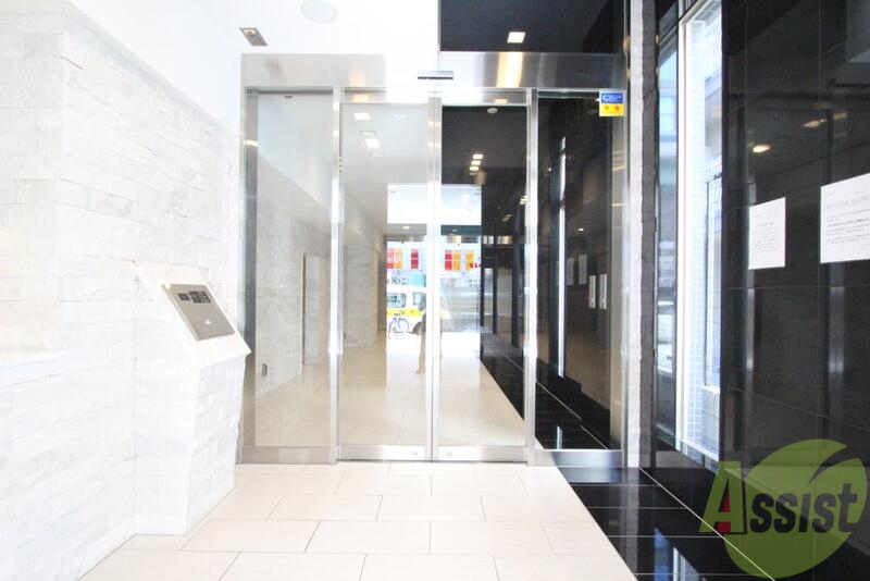 エントランス　高級感のあるエントランス