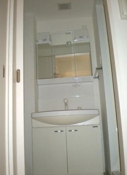 洗面設備　※同仕様写真