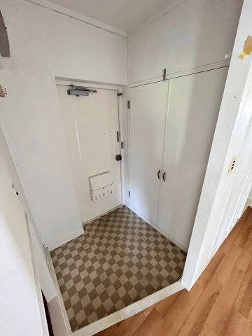 玄関　別号室の画像です。ご参考下さい