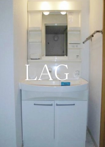 洗面設備　洗面台です。