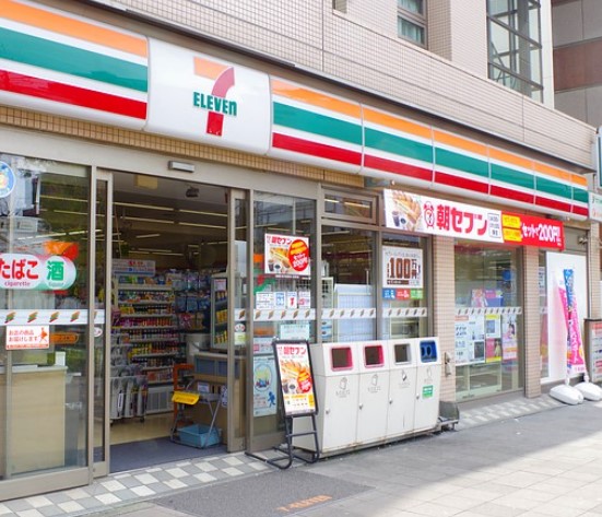 コンビニ　セブンイレブン 千葉駅北口店（コンビニ）まで181m