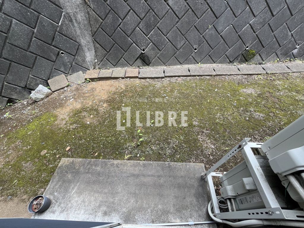 バルコニー　庭