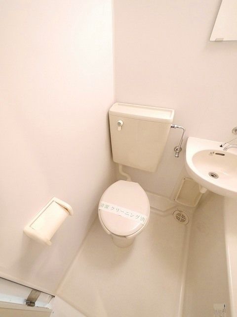 トイレ　★お部屋探しは株式会社タウンハウジング東京まで★