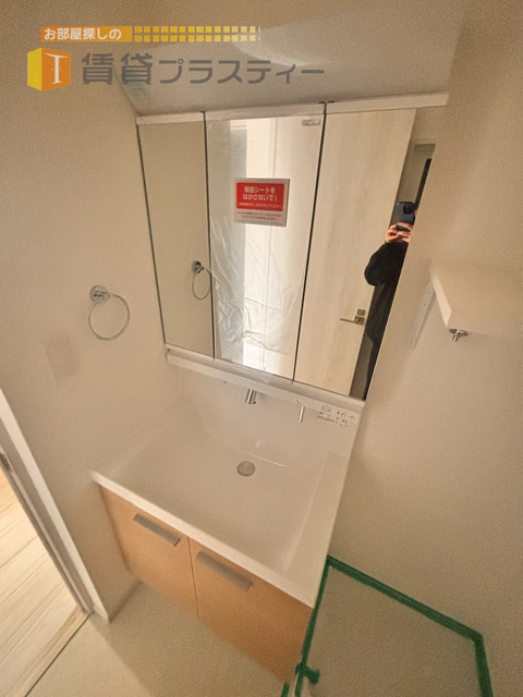 洗面設備　朝の身支度に欠かせません。