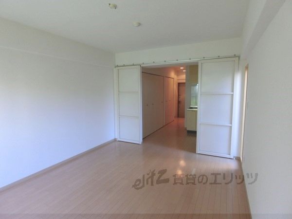 居室・リビング　洋室